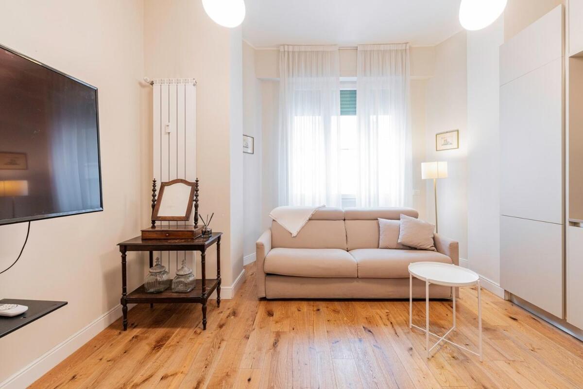 Homeby, Appartamento Tiepolo Milano Esterno foto
